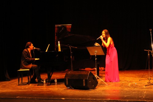 You are currently viewing Μια αισθησιακή μουσική παράσταση «Una Emocion»