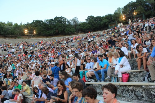 You are currently viewing Καλοκαιρινή εκδρομή στην αρχαία Επίδαυρο και το Ναύπλιο